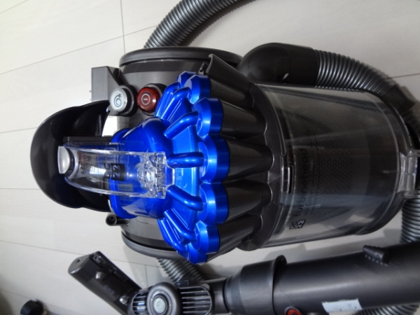★Dyson ダイソン サイクロン掃除機 DC22 タービンヘッド★
