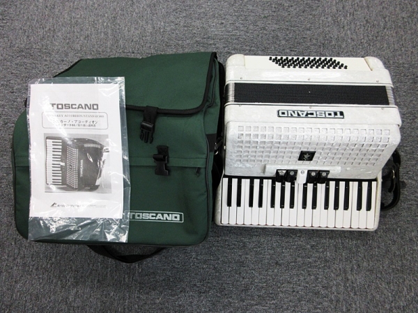 トスカーノ アコーディオン スタンダード60 ケース付 中古25札20 