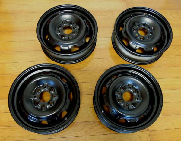 フィアット パンダ ホイール Fiat Panda 141 鉄チン 純正品 売買されたオークション情報 Yahooの商品情報をアーカイブ公開 オークファン Aucfan Com