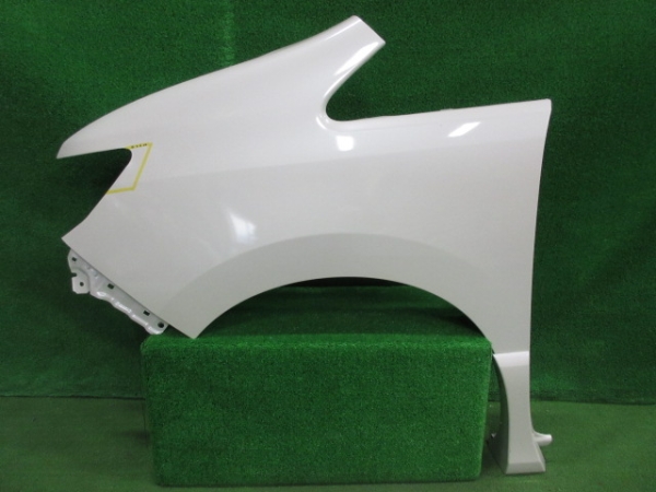 セレナ　ハイウェイスター C26　後期　左フェンダー　336744