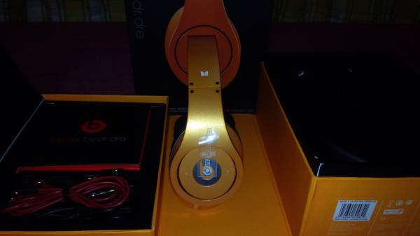 Monster Beats Studio オレンジ シリアルナンバーあり ヘッドフォン 売買されたオークション情報 Yahooの商品情報をアーカイブ公開 オークファン Aucfan Com
