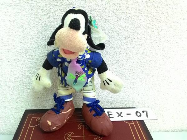 グーフィー ぬいぐるみバッジ アドベンチャーディレクター EX7