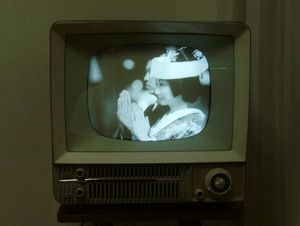 真空管テレビ 富士電機 真空管テレビ: 電気製品修理 ジュークボックス 真空管