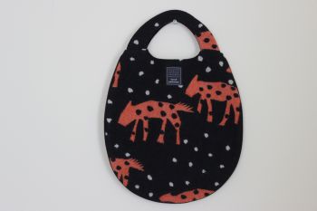 □mina perhonen ミナペルホネンcaravan エッグバッグ□新品(ミナ 
