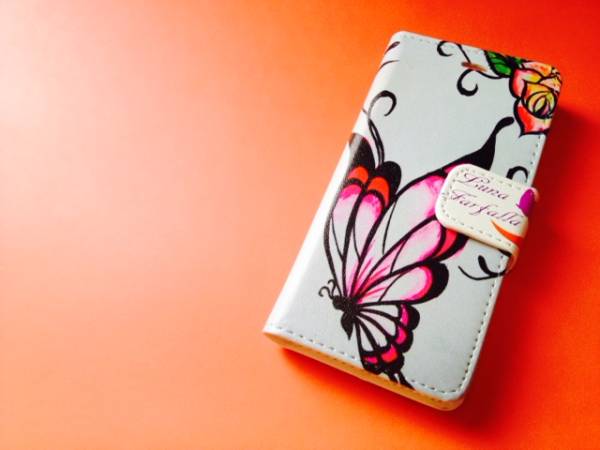 蝶柄　iphone6 手帳型　ケース　カード収納　スタンド機能　