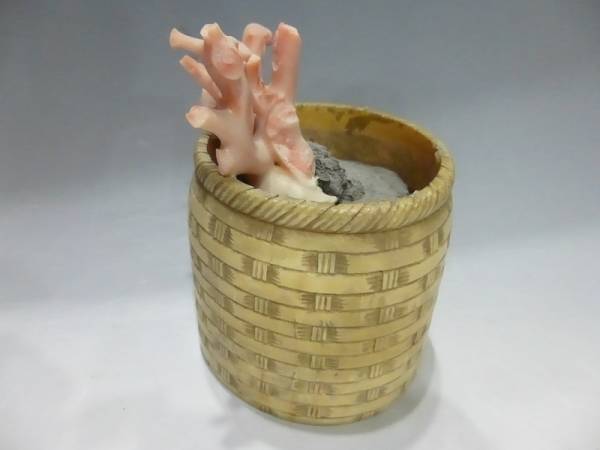 象牙　筒　珊瑚破片付き　部品　509グラム　送料無料