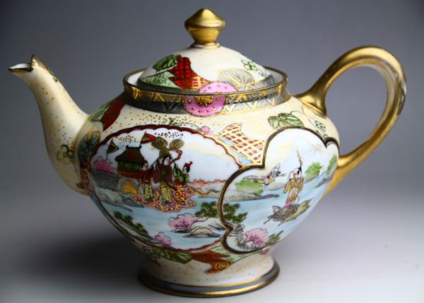 オールドノリタケ 1906年 手描綿密金彩風景画 希少 ティーポット