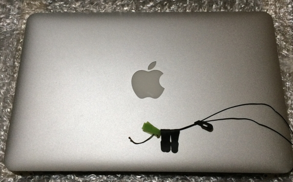 MacBook Air 11インチ　上半身(液晶)ジャンク　Late 2010用