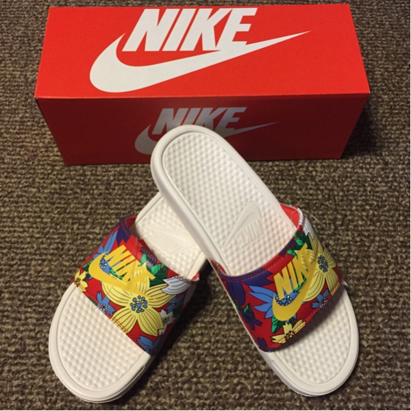 ナイキベナッシサンダル花柄アロハ28センチ 28 0cm以上 売買されたオークション情報 Yahooの商品情報をアーカイブ公開 オークファン Aucfan Com