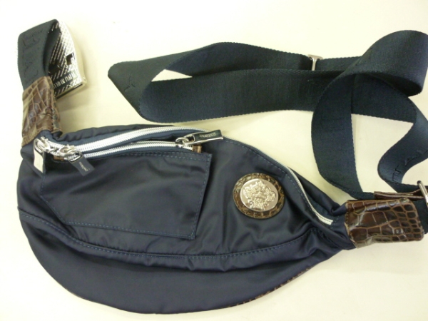 オロビアンコ★ウエストバッグ★ネイビー★未使用美品★約２万円