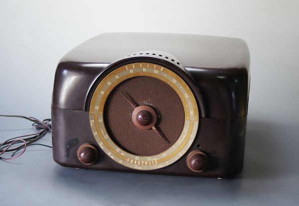 zenith cobra レコードプレーヤー アンティーク 蓄音機SB12S1(日本人形 