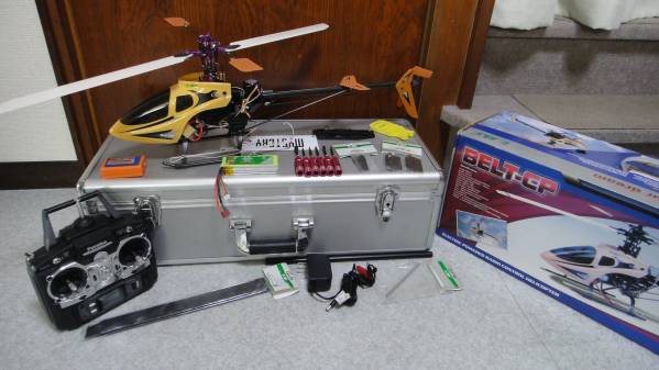 ★中古品 BELT-CP 電動 ラジコン ヘリ 専用アルミケース付 ★　