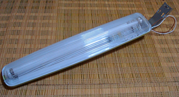 コイズミ 蛍光灯 防雨型 ブラケット コイズミ KOIZUMI 蛍光灯・防雨型ブラケット AU-36666 2個(屋外用