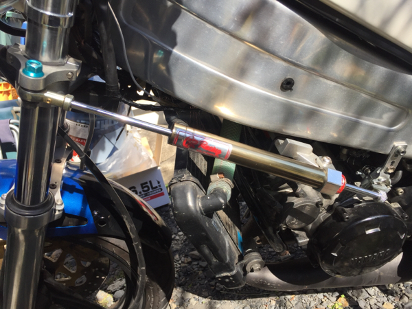 TZR250 1kt 2xt ステアリングダンパー 中古 詳細不明(ステアリング