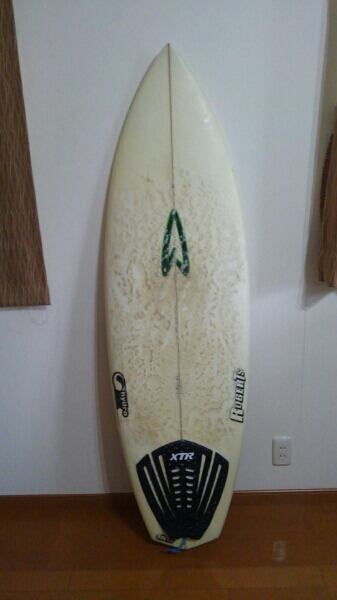 roberts ロバート white diamond XTR 5'5-19'1/8-2'3/16