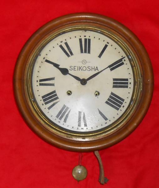 明治～戦前頃SEIKOSHA製機械式振り子時計８日巻きです。