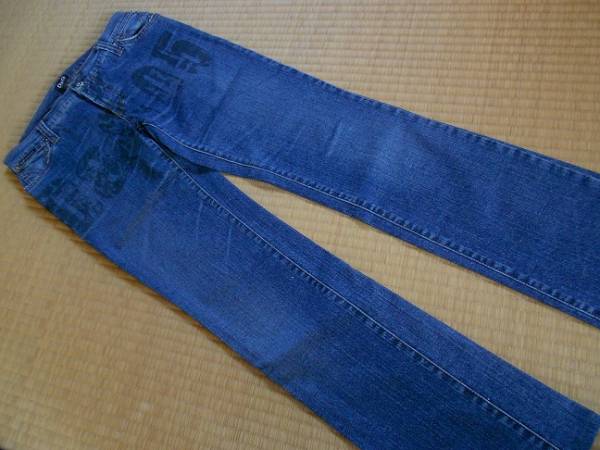 D&Gのデニム新品