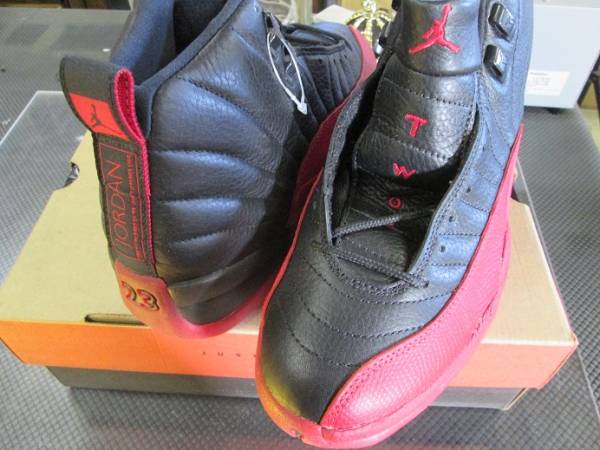 B品AIR　JORDAN　XIIスニーカー28ｃｍ　ブラックレッド　Ｓ１