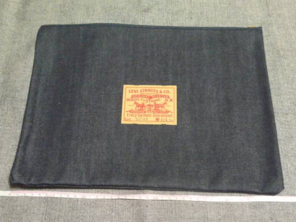 リーバイス　クラッチバック　非売品　未使用新品