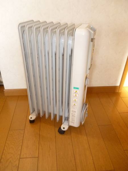デロンギ オイルヒーター 1200W H350812TNC 動作OK Delonghi デロンギ オイルヒーター 1200W H350812TNC 動作OK Delonghi