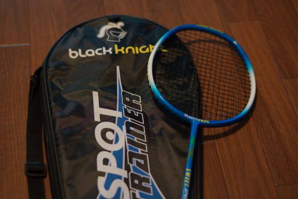 ブラックナイト スイートスポットトレーナ バドミントン 超美品 ご覧