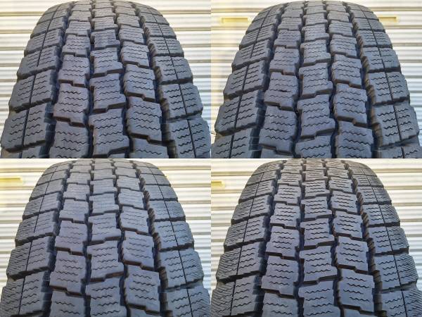 ハイエース美品キーラーフォーススタッドレス195/80R15 107 13年 15