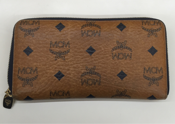 長財布 MCM ラウンドファスナー スタッズ ロング エムシーエム みの様