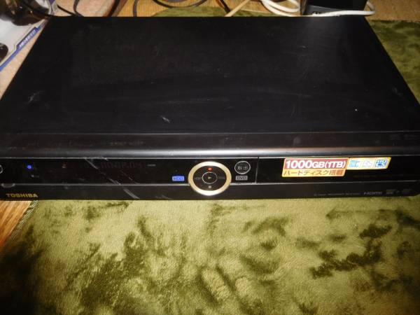 売って買う 東芝 HDD＆DVDビデオレコーダー RD-E1004K 09年製 [8g00