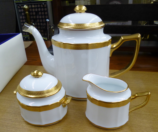 ノリタケ☆GOLDEN SIMPLICITY ティーポット クリーマー シュガー