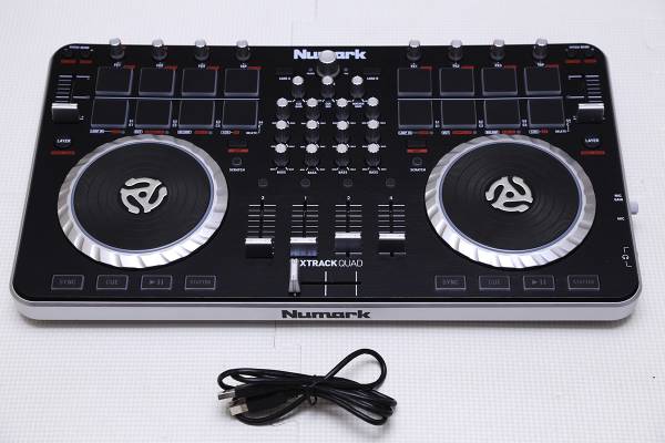 Numark Mixtrack Quad PCDJコントローラー Numark Controller Quad