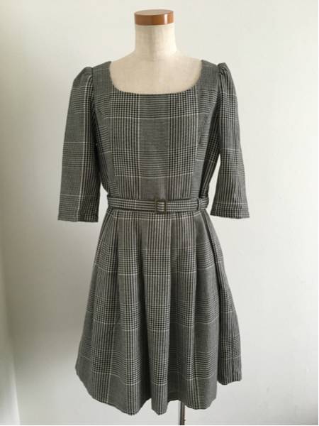 Dazzlin ダズリン グレンチェックワンピース ダズリン 売買されたオークション情報 Yahooの商品情報をアーカイブ公開 オークファン Aucfan Com