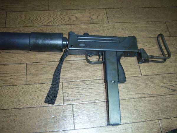 WA ASGK イングラム M11 珍品です 絶版品 珍品 WA ウエスタン