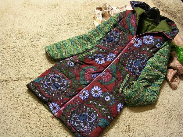 ☆　デジグアル　Desigual　☆リバーシブル中綿入りコート