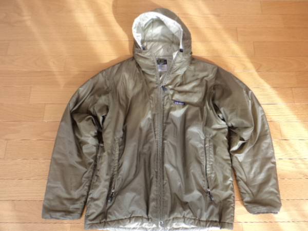patagonia　ジャンパー　Sサイズ　カーキ