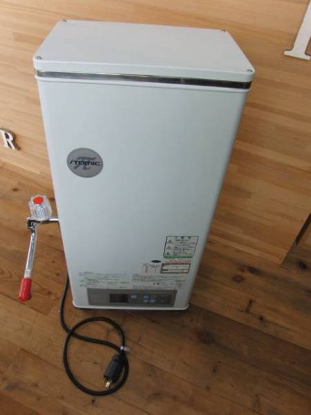 電気温水器：ITMIC形式ET-30N4BJL　２００V