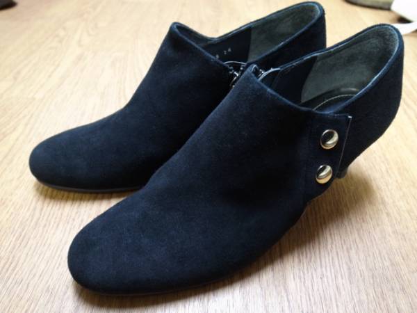 美品　リーガル REGAL ブーティー ヒール 黒　24　ブーツ レザー