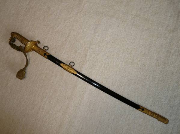 日本軍　希少　朝鮮総督府判任官長剣　未使用に近いと思います