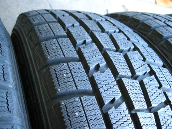 キューブ　コンパクトカー　純正ホイール　14インチ 175/65R14 ノート日産キューブ175/65R14デミオ深溝フィットHONDAカローラz3