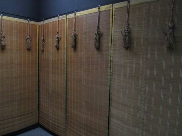 L12206☆御簾 座敷すだれ 竹細工 銅鉤 平織縁取 4枚 二対 箱☆ 工芸品
