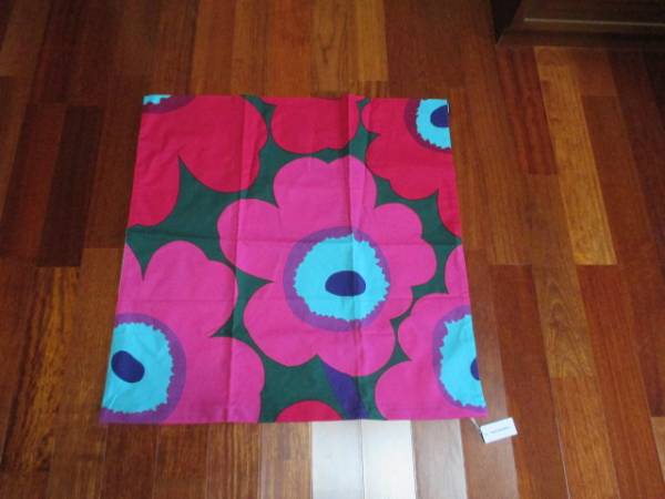 マリメッコ クッションカバー ウニッコ 70cm