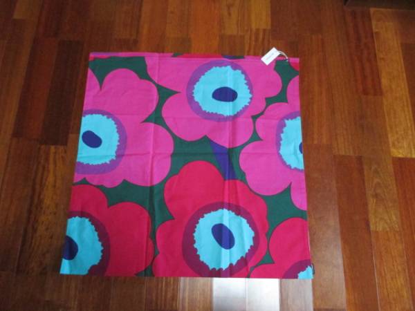 マリメッコ クッションカバー ウニッコ 70cm