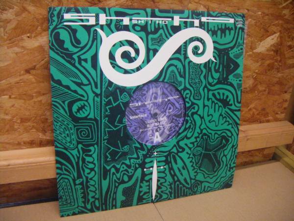 F-44 SHIHO / GYPSY QUEEN 12inch ・レコード番号（TD-3075) 見本盤