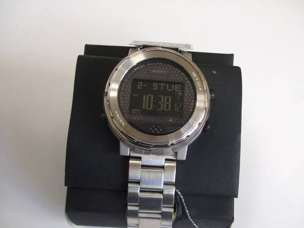 ◎セイコー　ソーラー電波　ワールドタイム　１０気圧坊水