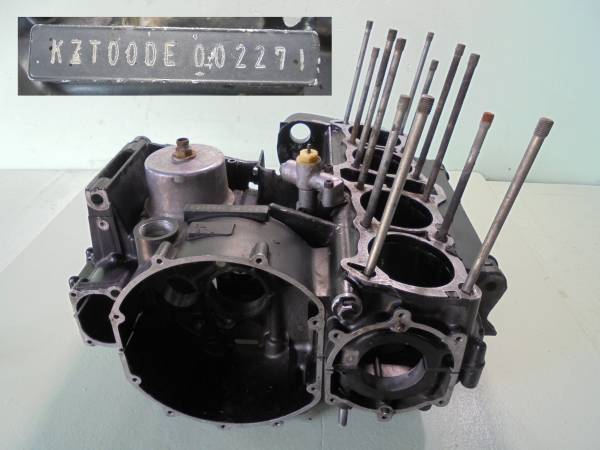 カワサキ Z1R Z1-R 1型 エンジン クランクケース KZT00DE