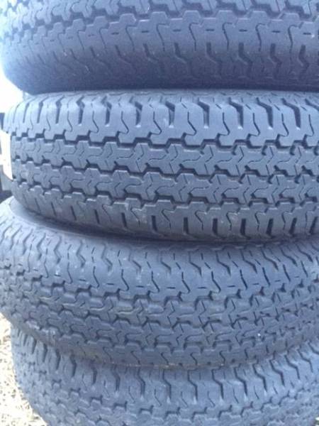 １４５Ｒ１２　６ＰＲ　ＬＴ　４本ホイールセット　残溝あり