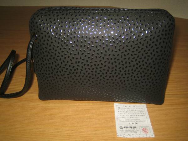 新品・印傳屋レザーバック