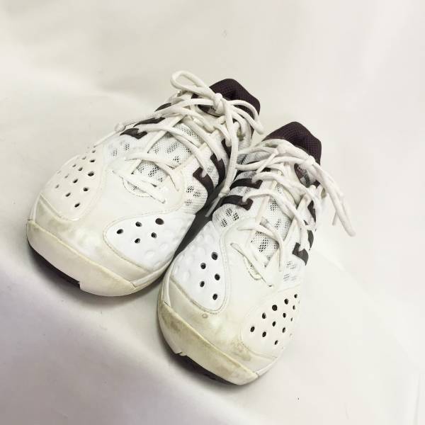 adidas アディダス 人気のスニーカー ウォーキングシューズ 25