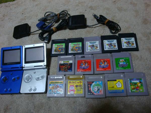 ゲームボーイアドバンスSP2台ポケモン14本GBA通信ケーブル付即決