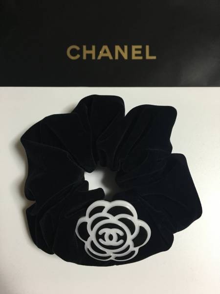 CHANELヘアゴム（ノベルティ） キラキラ ラインストーン ココマーク