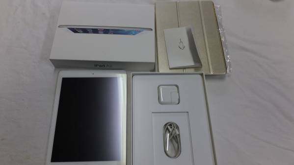 Softbank ソフトバンク Apple iPad　６４GB　